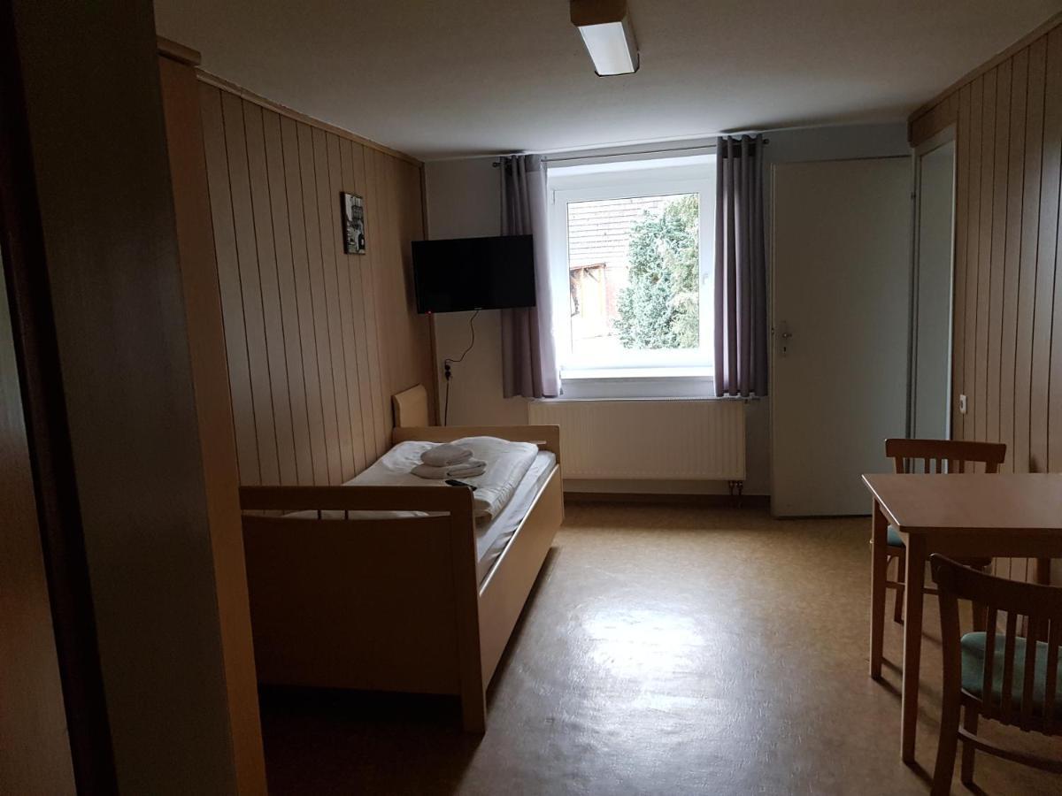 Gaestehaus Am Stadtrand ゲルリッツ エクステリア 写真
